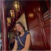 ¡Hola! Mi nombre es Andrea y soy graduada en Magisterio de Educación Primaria con mención en Música. 