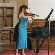 Studentessa del conservatorio al secondo anno di triennio offre lezioni di violino online