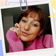 Bonjour ! Je suis Léa, j'ai 25 ans et je peux t'enseigner le Français.
¡Buen día! Soy Léa, tengo 25 años y puedo enseñarte francés