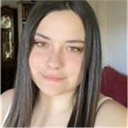 Profesora titulada en Educación Primaria con Mención en Educación Física y 3 años de experiencia dando clases particulares.