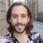 Cantante profesional graduado por la Escuela Superior de Canto de Madrid da clases de técnica vocal