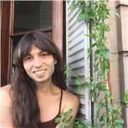 Profesorx de Catalan nativx, estudiante de filologia en la Universitat Oberta de Catalunya