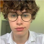 professeur en ligne proposant des cours de soutiens d'histoire-géographie de méthodologie de travail et d'écriture