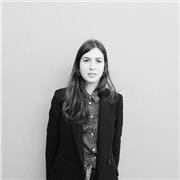 Profesora de Historia del Arte imparte clases para todas las edades