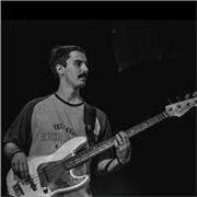 Laureato al Conservatorio propone lezioni individuali in Basso elettrico, Contrabbasso, Armonia e Teoria della musica. Possibilità di preparazione ai test di ammissione per il conservatorio