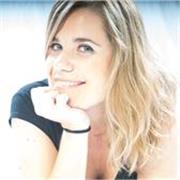 Profesora de inglés con nivel C2  con más de 15 años de experiencia para impartir clases online. 