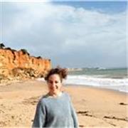 Profesora de biología especialmente o asignaturas de ciencias