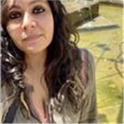 Profesora de español, imparte clases a personas de todas las edades