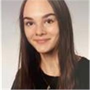 Englisch Tutorin, die Kinder in allen Altersgruppen unterrichtet