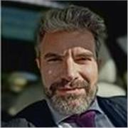 Approfondimenti e formazione in tema di diritto privato, civile, amministrativo, penale, altri campi del diritto su richiesta