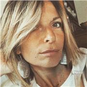 Docente di grafica impartisce lezioni per farti crescere in questo mondo magnifico!