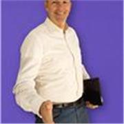 Feel confident when speaking English. Whether it is for school or work I can help you