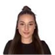 Me defino una persona simpática, resolutiva y empatía. 