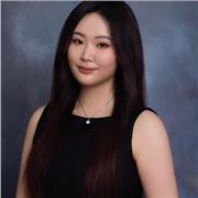 I’m a native Mandarin speaker who is friendly, patient and encouraging.
