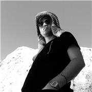 Nativo francés ofrece clases particulares presenciales y atención online