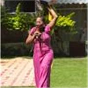 Dar sulas on-line, Graduada em Letras-FACHO e Comunicação Popular pela UFAPE, Especialista em Literatura Afro Latina Americana C