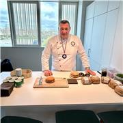 Prof de cuisine passionné classique et provençale une approche ludique et participative.