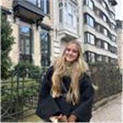 Profesora de apoyo especializada en varias materias para niños en cursos inferiores a 3eso