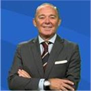 Soy profesor universitario, director académico y consultor internacional con más de 30 años de experiencia en comercio exterior