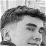 Me llamo Louis, he dado muchas clases de Inglès y Francès antes y ahorra estoy un estudiante en el IE en Madrid !