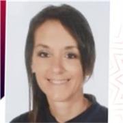 Soy profe de español y hago clases personalizadas para que aprender sea fácil y divertido.