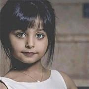 Les eleves de primaire et C. E. M