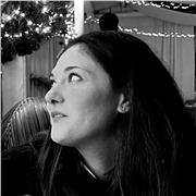 Laureata in lingue impartisce lezioni online di inglese, spagnolo e italiano