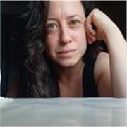 Profesora de Educación Infantil con experiencia en primeros cursos de Educación Primaria. Formadora y asesora educativa