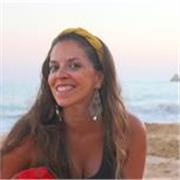 I'm a graphic designer, reiki practitioner, wellness, and meditation mentor. I give private online lessons to children and adults.