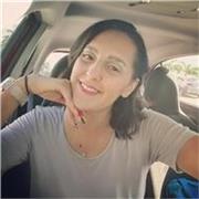 Profesora de biología (inglés o español). A nivel secundaria, preparatoria, o genética o microbiología para universitarios/adultos