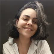 Maestra de Primaria e Inglés con 20 años de experiencia, aprendizaje individualizado, pedagogías activas, arte y ciencia.