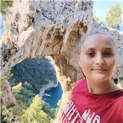 Insegnante di matematica impartisce lezioni di matematica elementari e medie