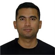 Profesor de educación física. Busca mejorar tu rendimiento físico