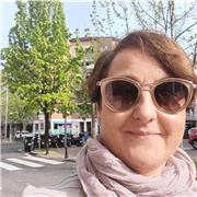 Profesora de euskera da clases a todos los niveles