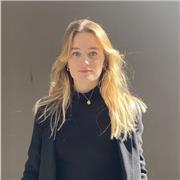 Tuteur pour l’aide aux devoirs et soutien scolaire, donne des cours particuliers pour élèves de primaire et collège