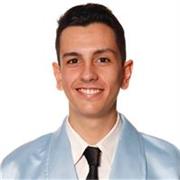 Profesor licenciado en filología inglesa, apto para todas las edades.