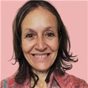 Sat Nam ich bin Iris. Ich liebe es, Menschen in jedem Level zum Kundalini Yoga zu befähigen. 