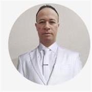 Professor de Matemática com Mestrado em Educação