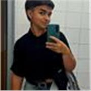 Estudiante graduado de bachillerato con notas excelentes propuesto a compartir sus conocimientos de matemáticas e inglés. 