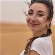 Soy una chica simpática y trabajadora , puedo dar desde inglés hasta cualquier materia