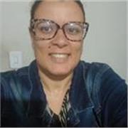 Professora particular e de reforço com experiências em aulas presenciais e online para crianças e adultos. Formação em Pedagogia