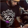 Tatuador profesional con mas de 15 años de experiencia en todos los estilos.