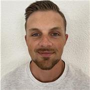 Englisch Student bietet Nachhilfe für SchülerInnen an