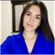 Laureata in lingue con anni di esperienza in tutoring privato