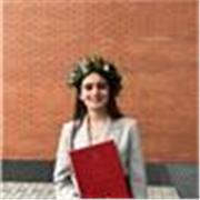 Ciao! Sono una neo laureata in Ingegneria Gestionale, ho 25 anni e ho frequentato in precedenza il liceo scientifico. Vi Aspetto!