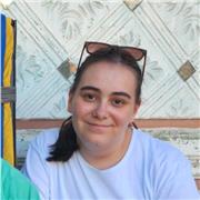 Offro ripetizioni e lezioni per studenti che hanno bisogno con il loro inglese.