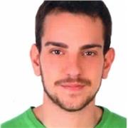 Offro lezioni private su misura per bambini ed adulti, garantendo un apprendimento efficace e personalizzato.