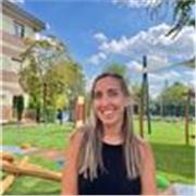 Graduada en educación primaria con mención en inglés