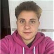 Mi título de grado universitario es Profesora en Educación física, pero puedo dar clases de español y de lo que se necesite