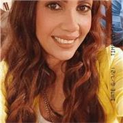 Sono un insegnante di spagnolo... È la mia lingua madre... Sono disponibile per lezioni private.. Abito a trapani